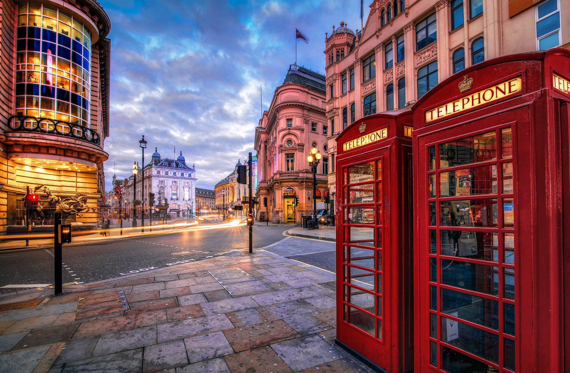 You Won’t Believe What You Can Buy on London’s Most Famous Streets!