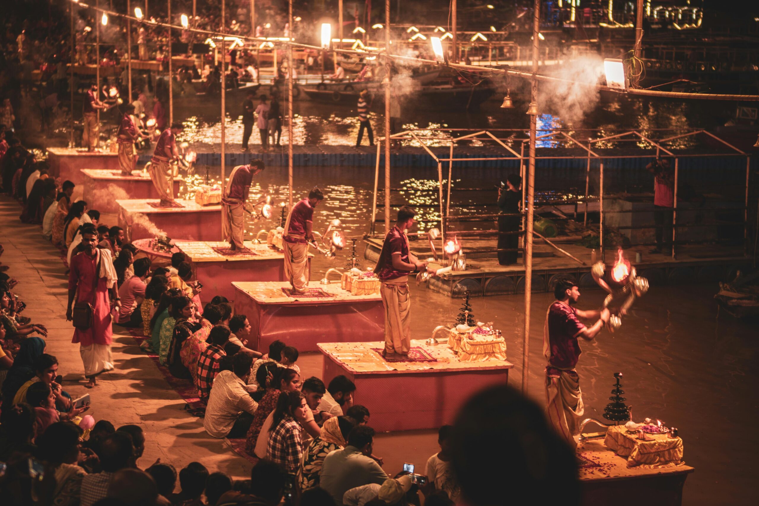 “Varanasi: Spiritual India, Temples, and the Sacred Ganges Experience”